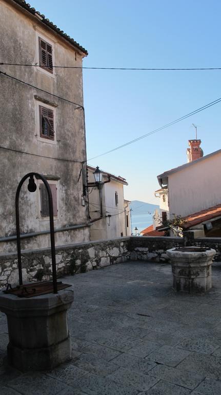 Apartment Marija With Terrace Brseč Zewnętrze zdjęcie